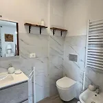 Penzion Charming Guest In Florence Countryside With Mountain River Views 3*