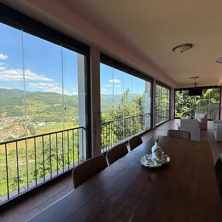 Penzion Charming Guest In Florence Countryside With Mountain River Views 3*